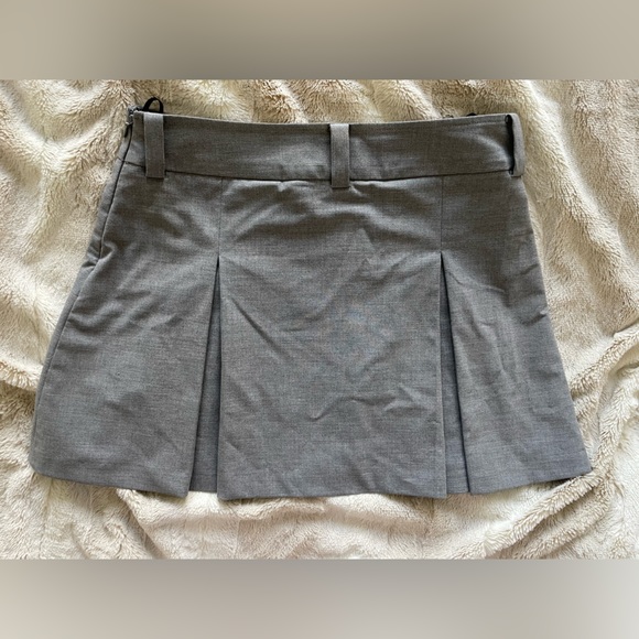 Aritzia (Sunday Best) Bebe Skirt - Picture 3 of 6